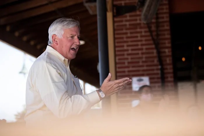 Mike Collier to challenge Lt. Gov. Dan Patrick again — as an independent | FROUSA NEWS