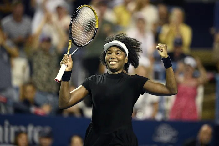 Venus Williams loses in straight sets to Bouzas Maneiro at Cincinnati Open Venus Williams loses in straight sets to Bouzas Maneiro at Cincinnati Open