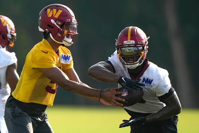 49ers bolster injury-hit backfield by acquiring Brian Robinson from Washington 49ers bolster injury-hit backfield by acquiring Brian Robinson from Washington