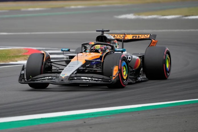 Max Verstappen bests his F1 title rivals Piastri and Norris for British Grand Prix pole