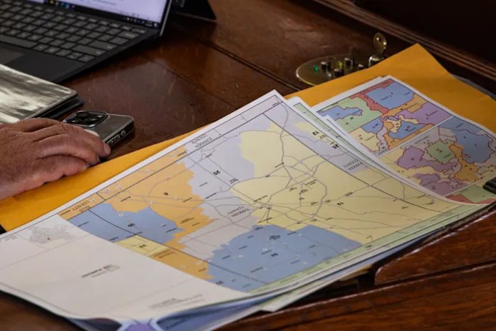 Texas voters have mixed views on redistricting and Trump’s megabill, poll finds