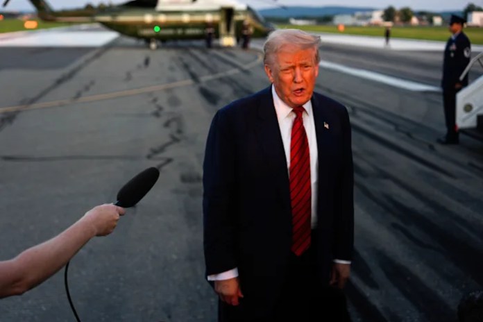 The Latest: Texas Democrats prevent state redistricting by leaving the state