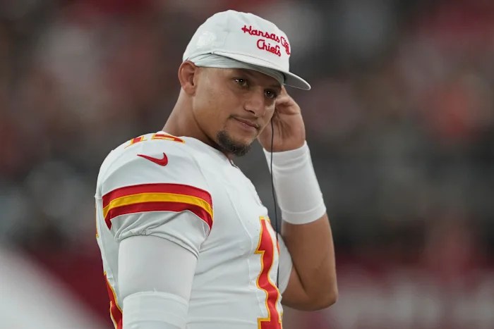 Raiders star Crosby calls Chiefs’ Mahomes the ultimate competitor, a big reason for his success Raiders star Crosby calls Chiefs’ Mahomes the ultimate competitor, a big reason for his success