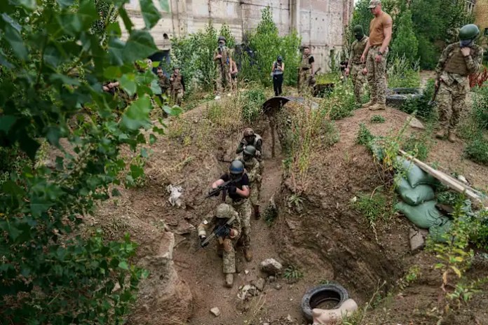 State Department approves $322 million in proposed weapons sales to Ukraine