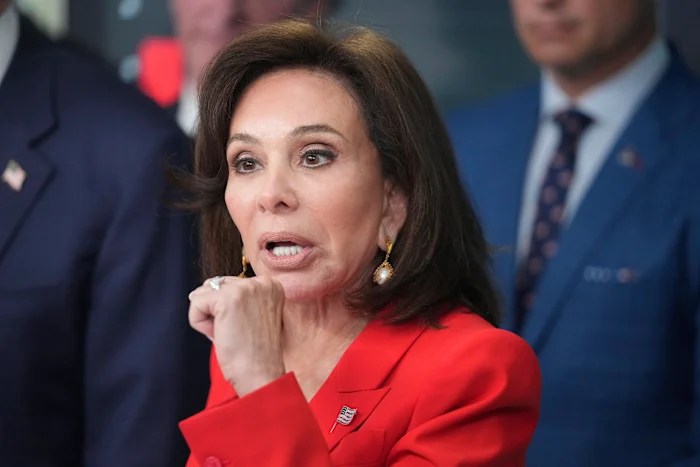 Defamation case against Fox News highlights role of its hosts in promoting 2020 election falsehoods Defamation case against Fox News highlights role of its hosts in promoting 2020 election falsehoods