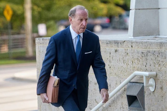 Bolton arrives at court to surrender to authorities on charges in classified information case Bolton arrives at court to surrender to authorities on charges in classified information case