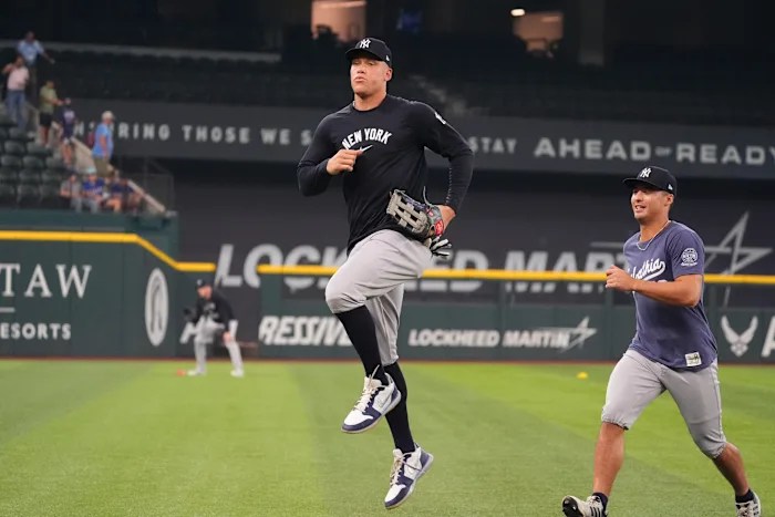 Aaron Judge is back in the lineup at DH as the Yankees wait for clarity on his throwing arm Aaron Judge is back in the lineup at DH as the Yankees wait for clarity on his throwing arm