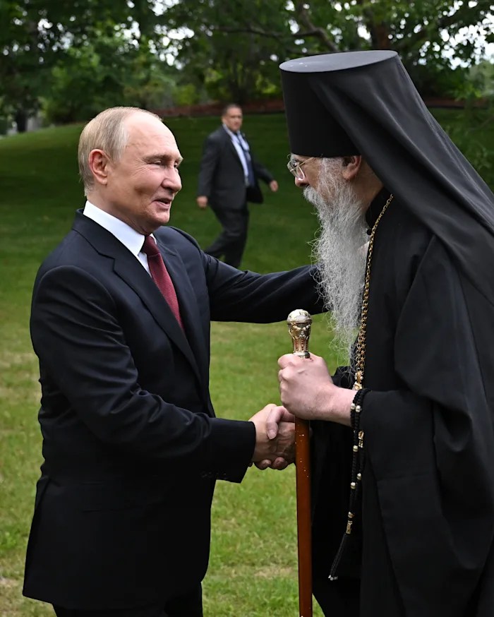 Orthodox archbishop apologizes to anyone pained by his meeting with Putin Orthodox archbishop apologizes to anyone pained by his meeting with Putin