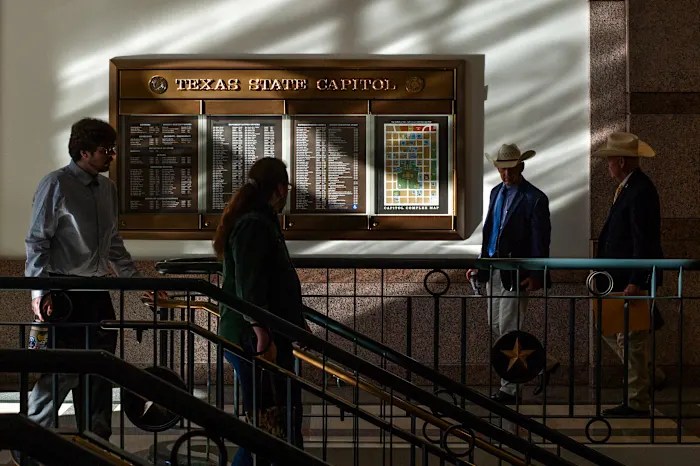 Abbott calls second special session as first round ends with Democrats still out of state Abbott calls second special session as first round ends with Democrats still out of state