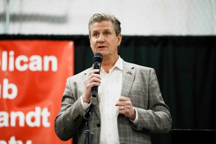 Gov. Abbott endorses Nate Sheets over Sid Miller for agriculture commissioner Gov. Abbott endorses Nate Sheets over Sid Miller for agriculture commissioner