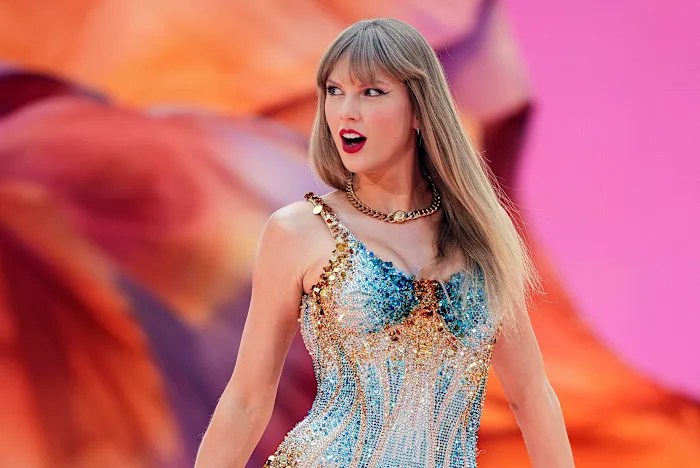 Taylor Swift announces 12th studio album, ‘The Life of a Showgirl’ Taylor Swift announces 12th studio album, ‘The Life of a Showgirl’