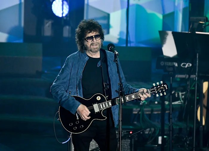 A London music festival cancels its final night after ELO’s Jeff Lynne pulls out A London music festival cancels its final night after ELO’s Jeff Lynne pulls out