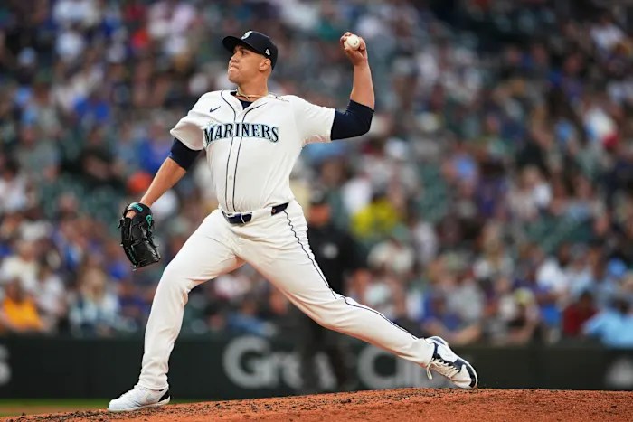 Mariners acquire Josh Naylor from the Diamondbacks for 2 pitchers, AP source says Mariners acquire Josh Naylor from the Diamondbacks for 2 pitchers, AP source says
