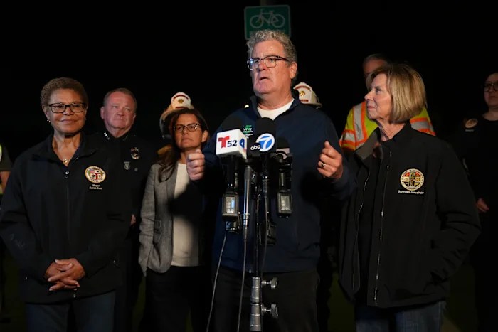 31 construction workers reach safety after partial collapse of Los Angeles industrial tunnel | FROUSA Media 31 construction workers reach safety after partial collapse of Los Angeles industrial tunnel | FROUSA Media