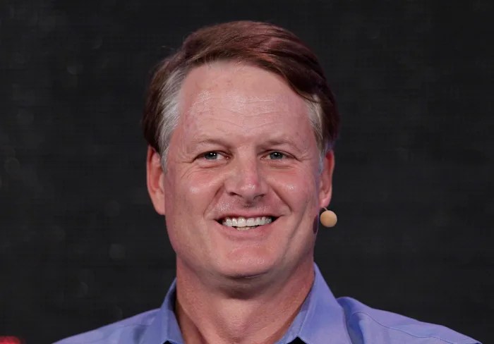 Stanford hires former Nike CEO John Donahoe as athletic director, AP source says Stanford hires former Nike CEO John Donahoe as athletic director, AP source says