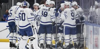Matthews passes Mats Sundin to set Maple Leafs’ franchise record with his 421st career goal