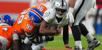 Geno Smith battered by relentless Denver defense in Raiders’ 10-7 loss