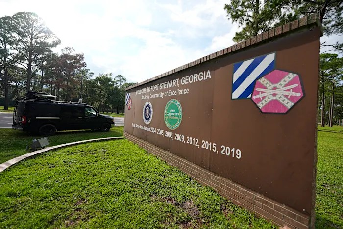 Fort Stewart army base shooting raises questions about military gun policies Fort Stewart army base shooting raises questions about military gun policies