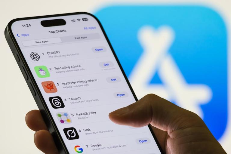 Elon Musk feels Apple favors OpenAI over xAI in App Store rankings Elon Musk feels Apple favors OpenAI over xAI in App Store rankings