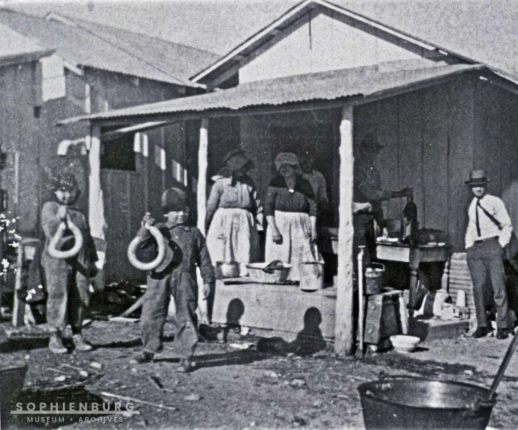 Traditional sausage making: a time-honored process – Sophienburg Museum and Archives | FROUSA NEWS