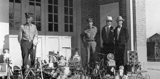 A joyful Christmas of Lions, angels and firemen – Sophienburg Museum and Archives