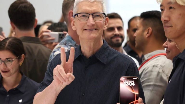 Apple Set To Open More Stores In India As iPhone Demand Rises Apple Set To Open More Stores In India As iPhone Demand Rises