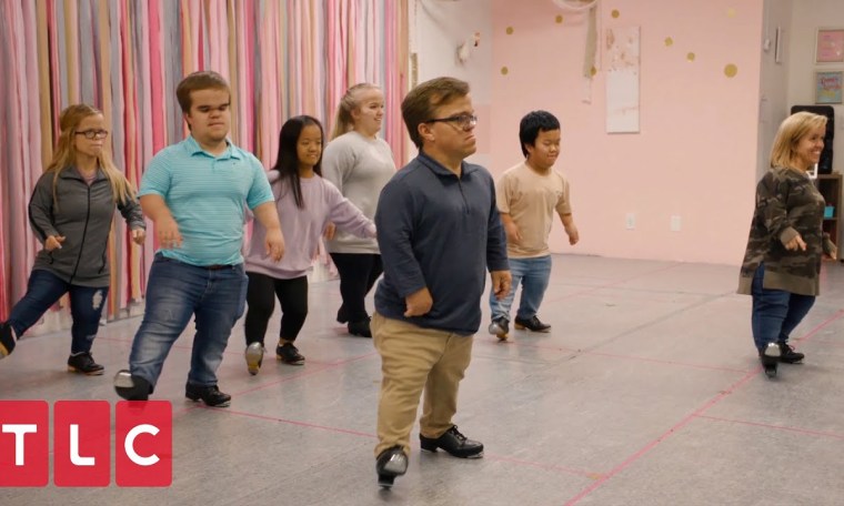 The Johnstons Take a Clogging Class | 7 Little Johnstons The Johnstons Take a Clogging Class | 7 Little Johnstons