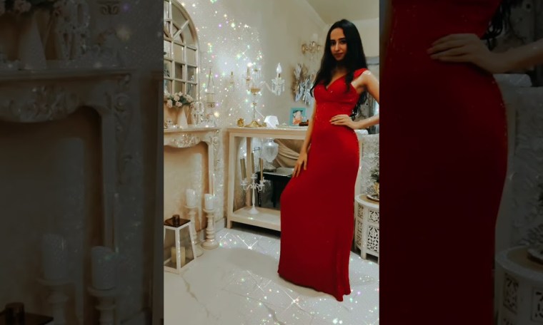 Evening Gown Posing at The Tiara Pageant Training Studio Evening Gown Posing at The Tiara Pageant Training Studio