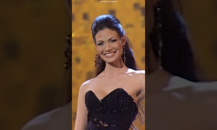My Favorite 10 Evening Gown in Miss Universe 2005 #missuniverse #shorts My Favorite 10 Evening Gown in Miss Universe 2005 #missuniverse #shorts