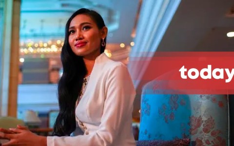 Myanmar beauty queen appeals for international help at pageant Myanmar beauty queen appeals for international help at pageant