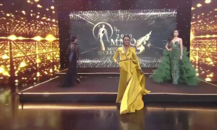 2 Beauty Queens FALL DOWN during Miss Mimosa Queen Thailand Beauty Pageant 2 Beauty Queens FALL DOWN during Miss Mimosa Queen Thailand Beauty Pageant