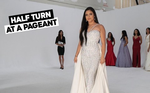 How To Do A Half Turn At A Pageant | Runway Walk Tips How To Do A Half Turn At A Pageant | Runway Walk Tips