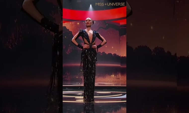 Miss Universe R'Bonney Gabriel's WINNING EVENING GOWN (71st MISS UNIVERSE) Miss Universe R'Bonney Gabriel's WINNING EVENING GOWN (71st MISS UNIVERSE)