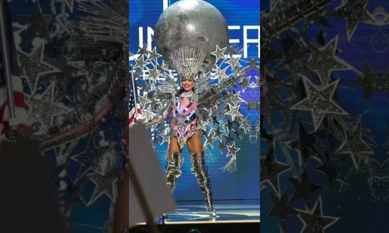 Miss USA becomes Miss Universe. Miss Russia got some hate Miss USA becomes Miss Universe. Miss Russia got some hate