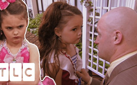6-Year-Old Twins Prepare For Pageant As One Throws A Tantrum I Toddlers & Tiaras 6-Year-Old Twins Prepare For Pageant As One Throws A Tantrum I Toddlers & Tiaras