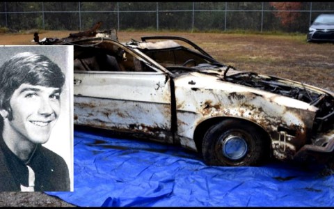 Car of Missing Man Pulled From Water 45 Years Later Car of Missing Man Pulled From Water 45 Years Later