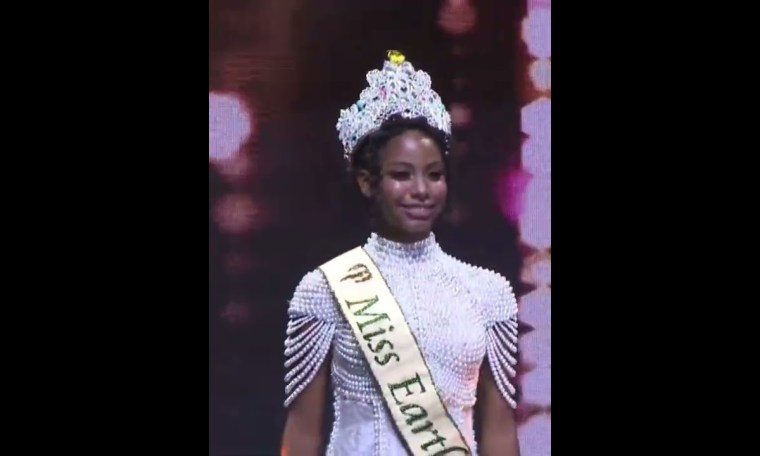 Miss Earth 2020 và Miss Earth 2021 tại buổi công bố Crown HHCDTVN #miss #n Miss Earth 2020 và Miss Earth 2021 tại buổi công bố Crown HHCDTVN #miss #n