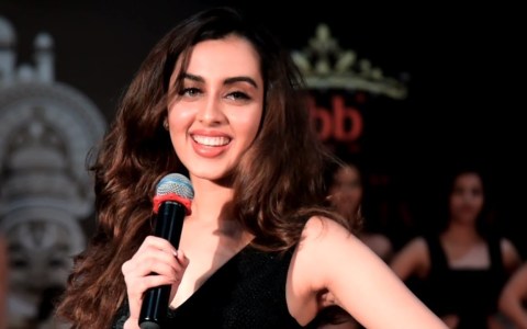 Radhika Joshi's introduction at Miss India Maharashtra 2018 Auditions Radhika Joshi's introduction at Miss India Maharashtra 2018 Auditions