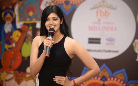Tejaswini Manogna's introduction at Miss India 2019 Telangana audition Tejaswini Manogna's introduction at Miss India 2019 Telangana audition