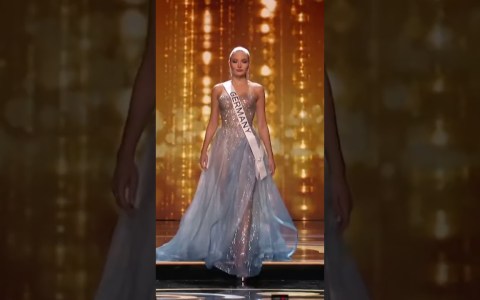 Miss Universe Germany Preliminary Evening Gown (71st MISS UNIVERSE) Miss Universe Germany Preliminary Evening Gown (71st MISS UNIVERSE)
