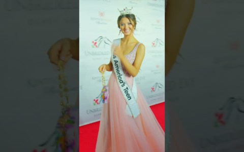 Miss America and Miss America’s Teen make appearance at the Kentucky Oaks and Unbridled Gala! Miss America and Miss America’s Teen make appearance at the Kentucky Oaks and Unbridled Gala!