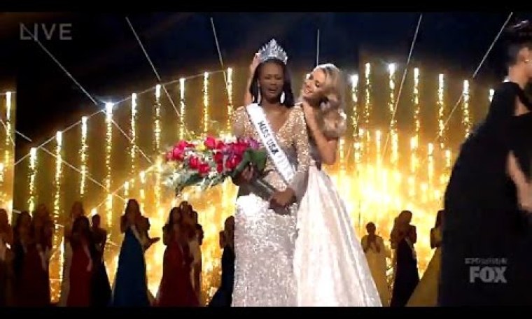 2016 Miss USA Crowned – Deshauna Barber (District of Columbia) 2016 Miss USA Crowned – Deshauna Barber (District of Columbia)