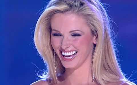 2004 Miss Universe: Final Walk 2004 Miss Universe: Final Walk