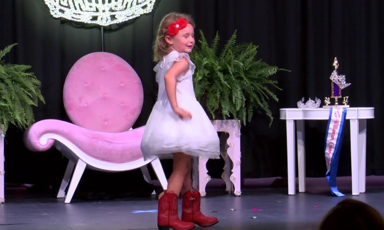 Petite Miss & Little Miss Pageants – 2017 W.C. Fair Petite Miss & Little Miss Pageants – 2017 W.C. Fair