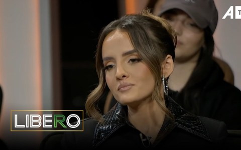 “E humba nënën nga kanceri, ka vuajtur shumë”, Miss Universe Kosova rrënqeth me rrëfimin “E humba nënën nga kanceri, ka vuajtur shumë”, Miss Universe Kosova rrënqeth me rrëfimin