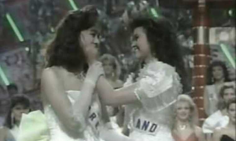 Porntip P Bui "After crowning Miss Universe 1988" Porntip P Bui "After crowning Miss Universe 1988"