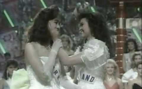 Porntip P Bui "After crowning Miss Universe 1988" Porntip P Bui "After crowning Miss Universe 1988"