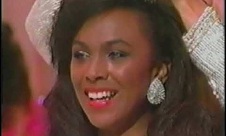 MISS AMERICA 1990 Crowning Moment MISS AMERICA 1990 Crowning Moment