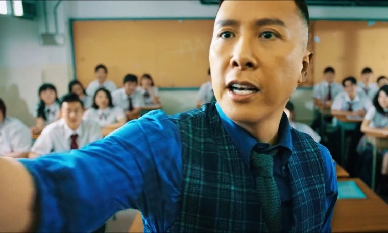 Students Don't Realise Their Teacher Is A Kungfu Legend Students Don't Realise Their Teacher Is A Kungfu Legend