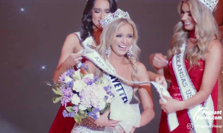 2023 Miss Arkansas Teen USA Crowning Moment – Mackenzie Scott 2023 Miss Arkansas Teen USA Crowning Moment – Mackenzie Scott